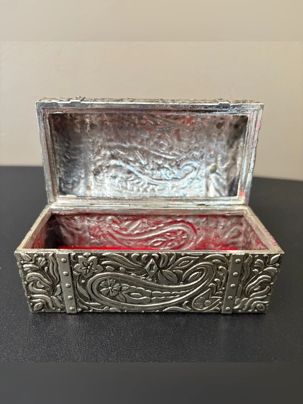 Decorative Silver-Tone Paisley Trinket Box with Red Interior